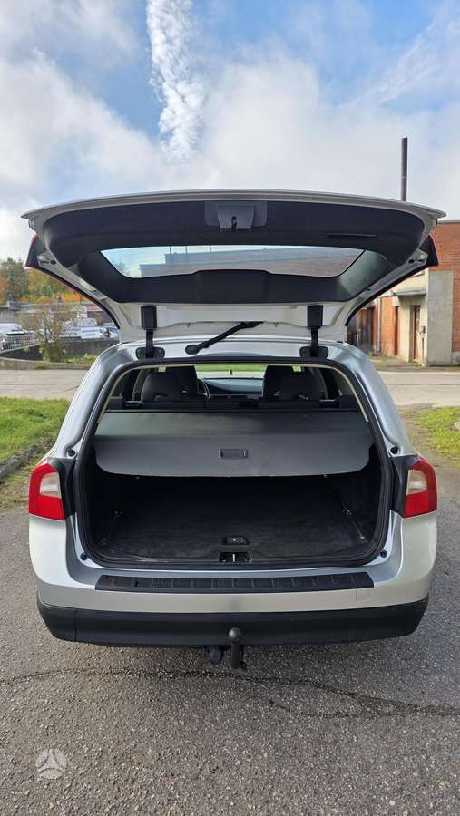 Volvo V70, 2.4 l., wagon