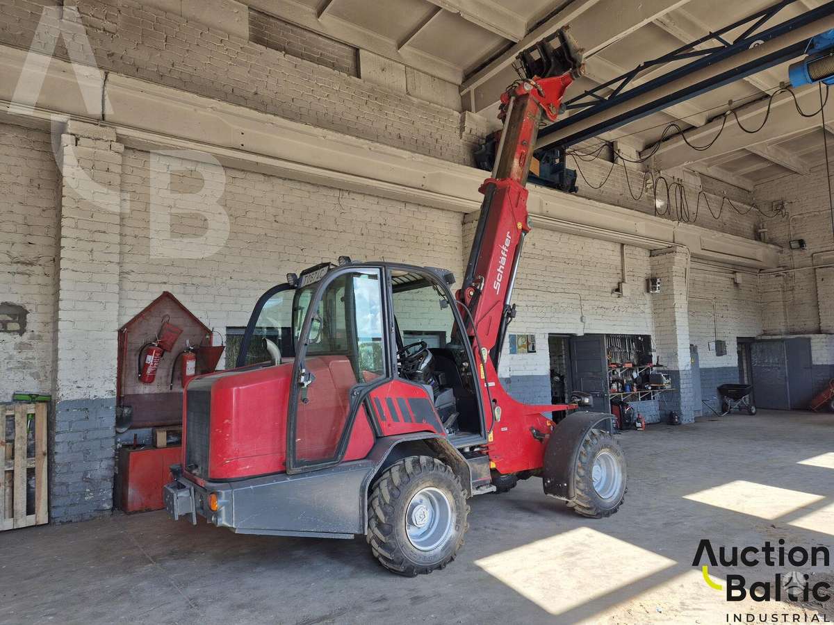 -Kita- 5680T, telescopic handler