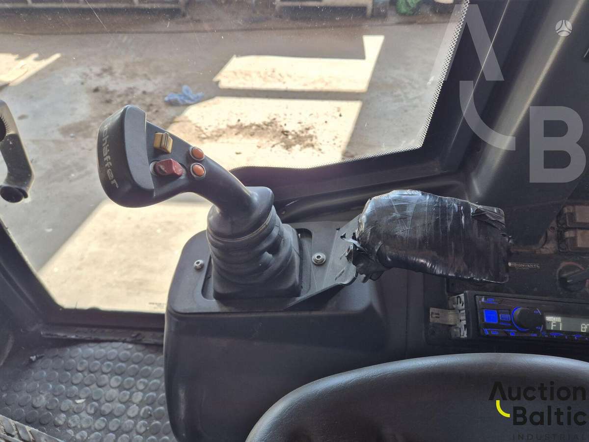 -Kita- 5680T, telescopic handler