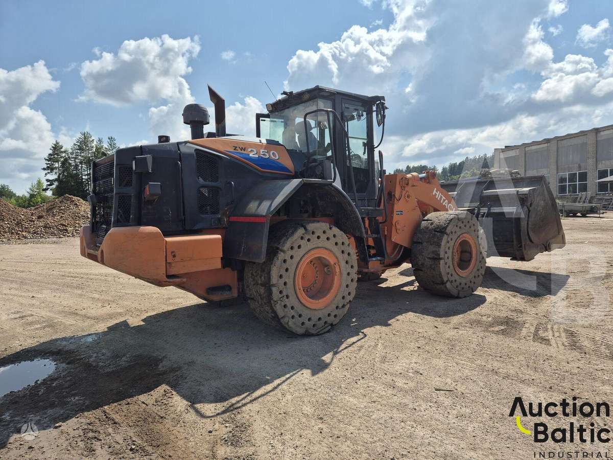 Hitachi ZW250-6, frontal loader