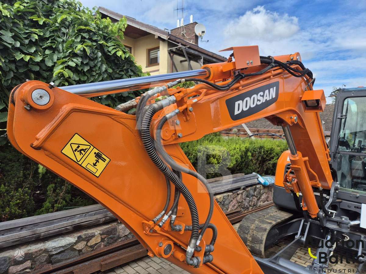 Doosan DX 63-3, ekskavatoriai