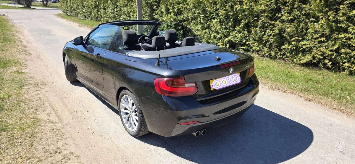 BMW 220