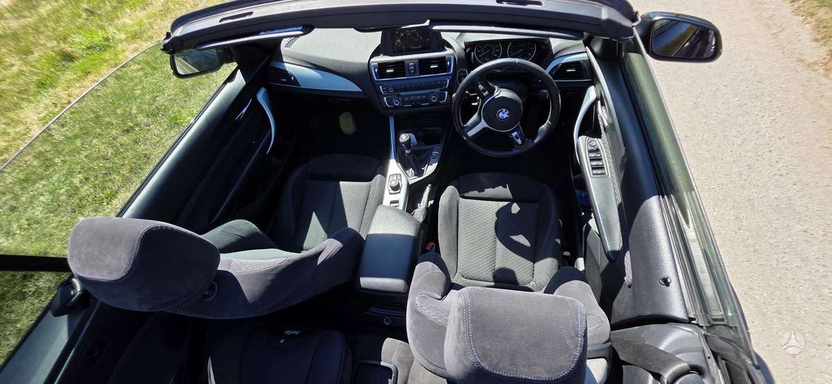 BMW 220