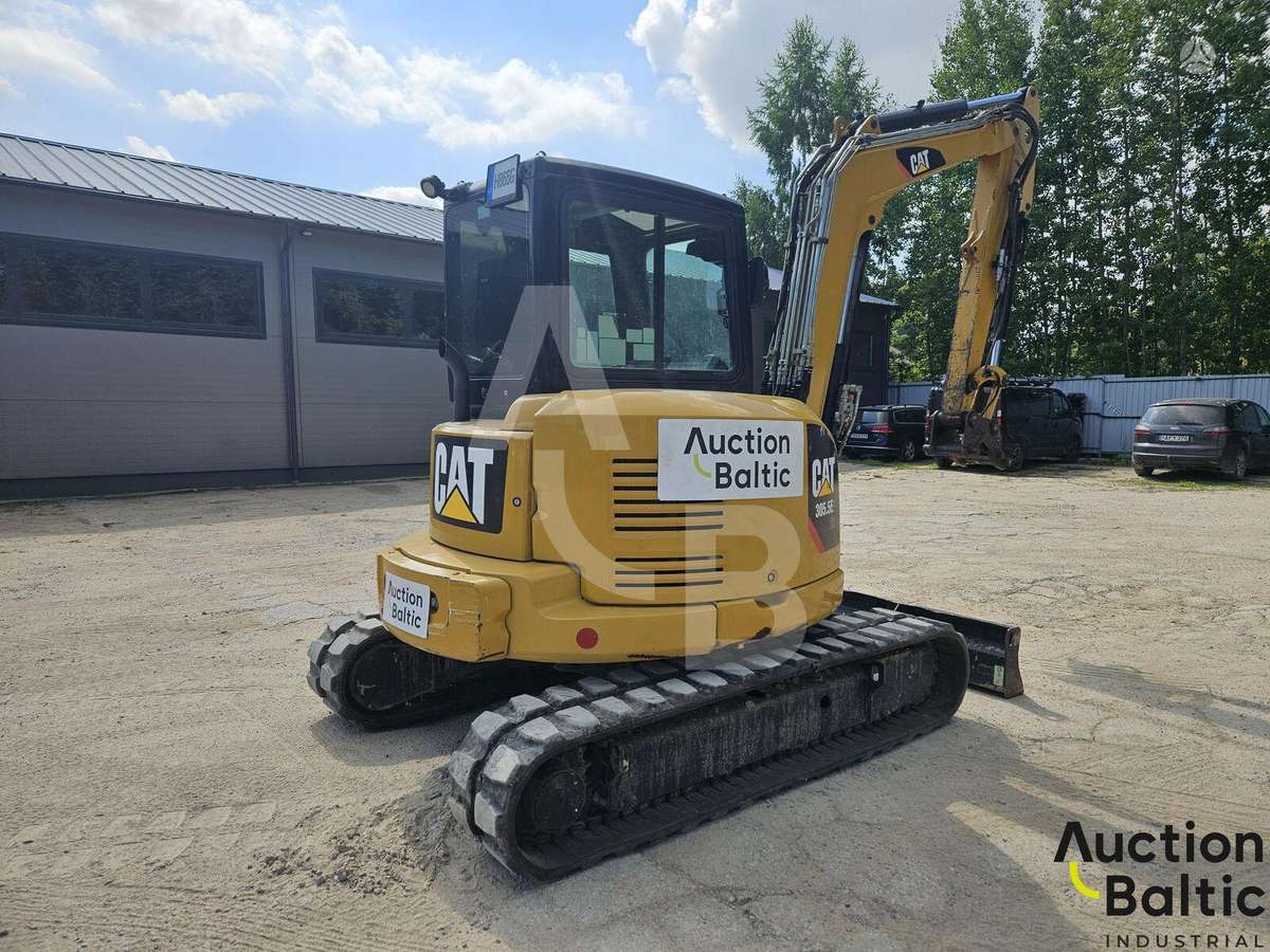 Caterpillar 305.5E2, excavator