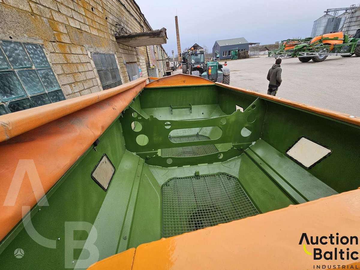 Amazone ZA-TS 3200 Profis Hydro, spreaders