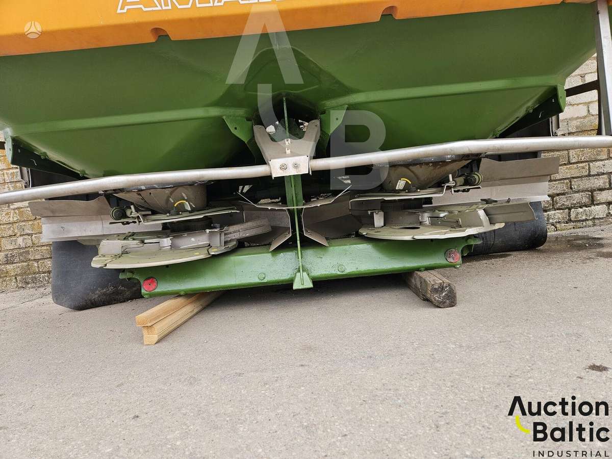 Amazone ZA-TS 3200 Profis Hydro, spreaders
