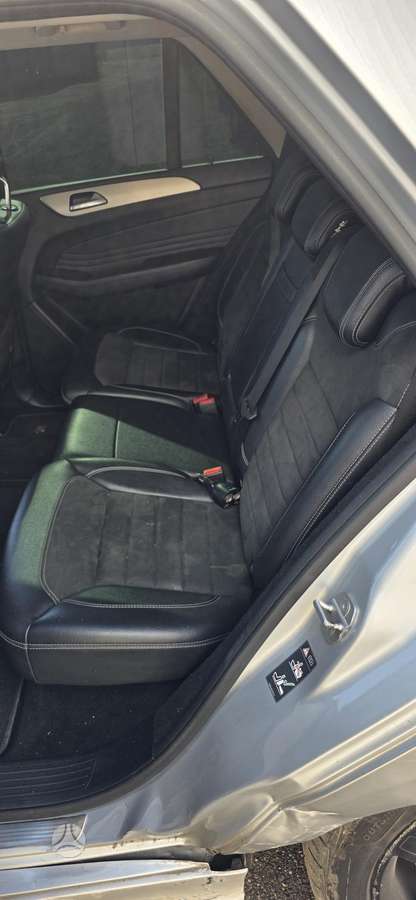 Mercedes-Benz ML350