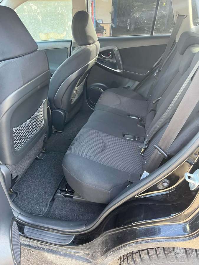 Toyota RAV4 Rida 338332km