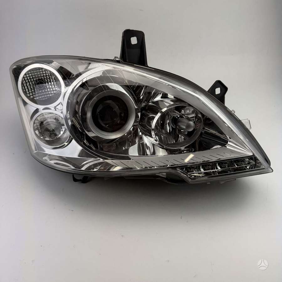 Mercedes-Benz Vito фары