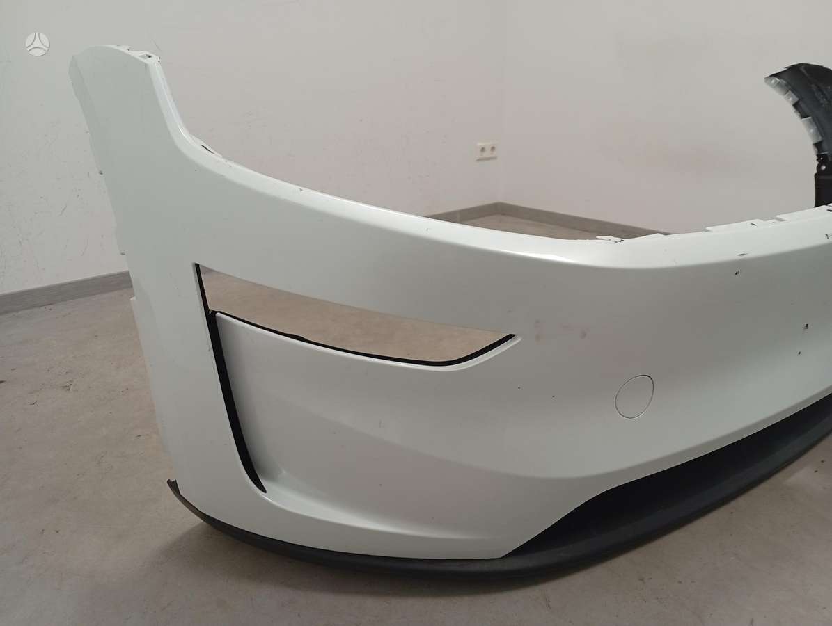 Tesla Model Y bamperiai