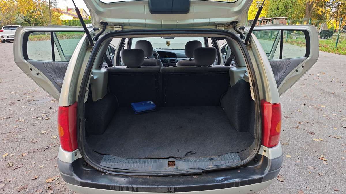 Renault Megane, 1.9 l., universalas