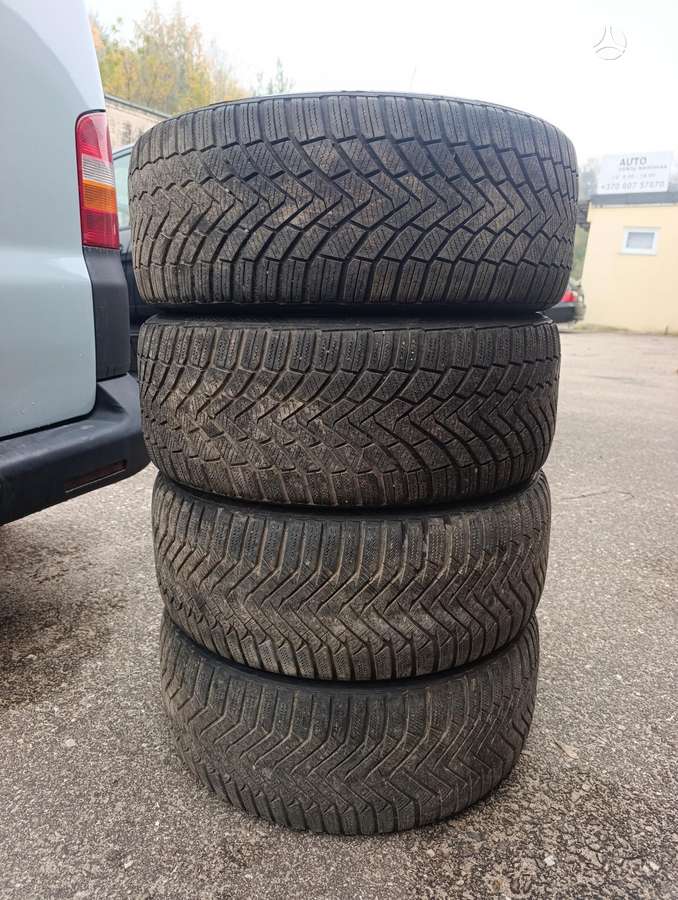Continental, зимние 225/45 R17