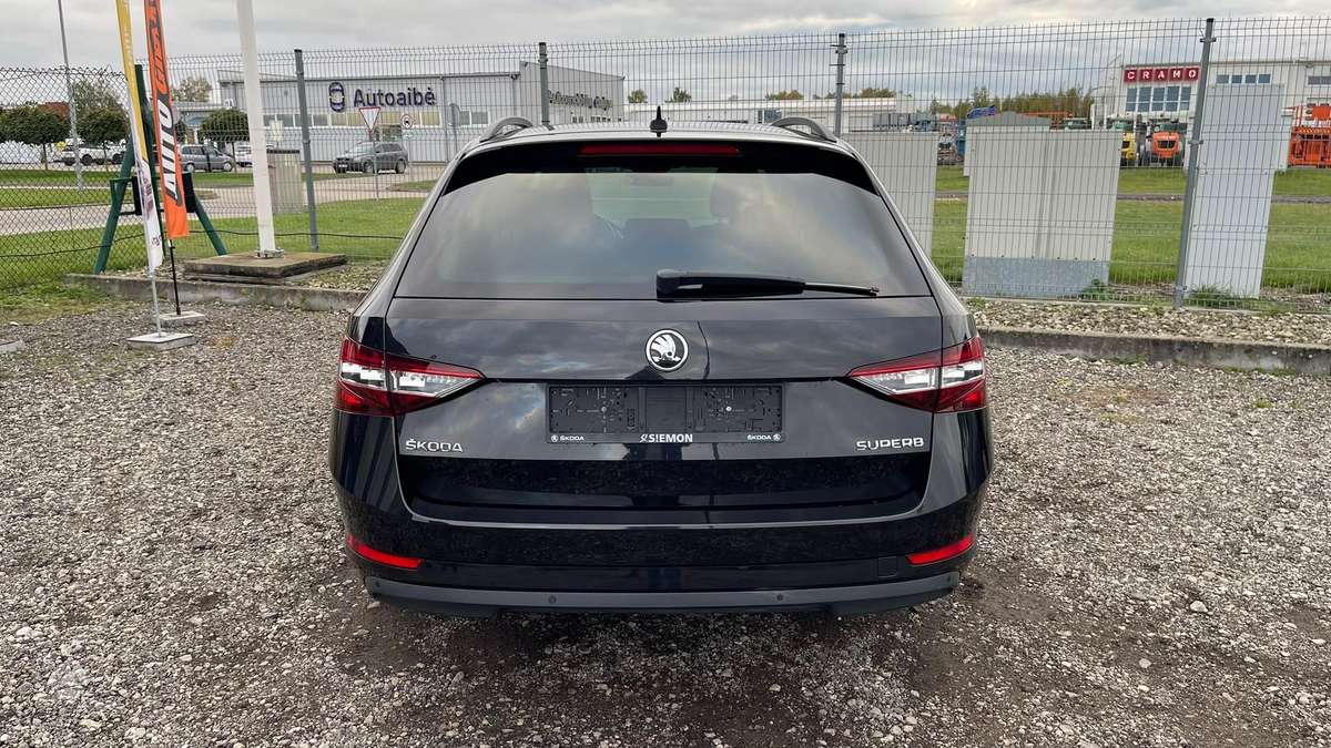 Skoda Superb, 2.0 l., wagon