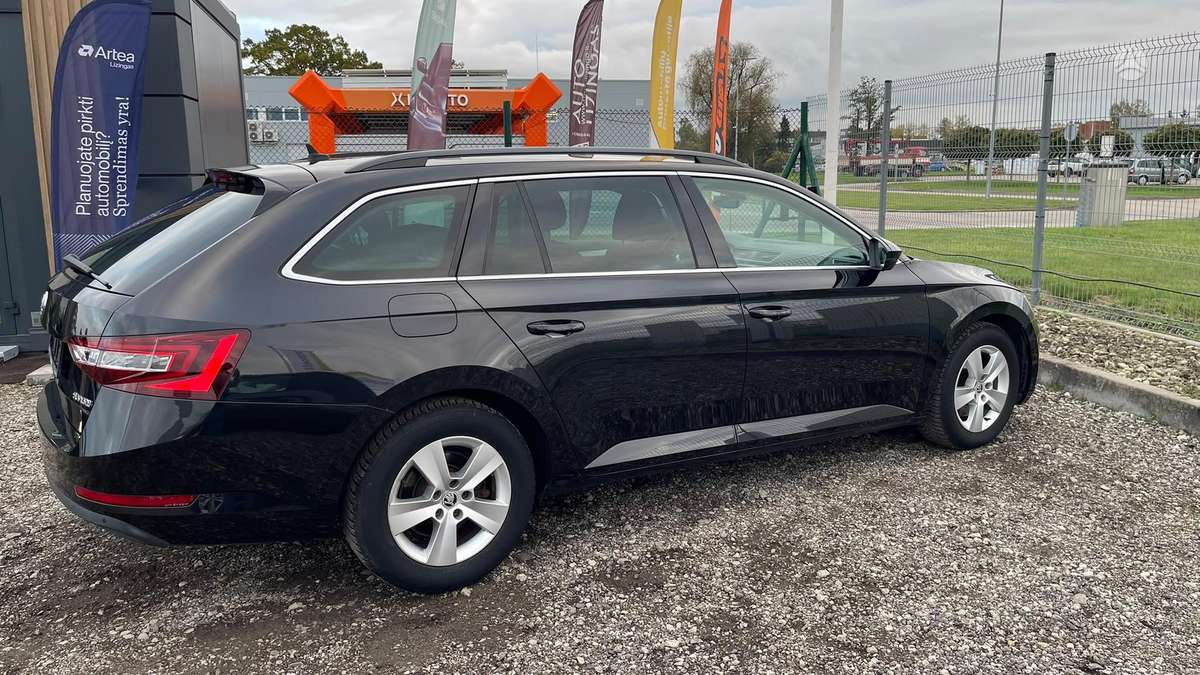 Skoda Superb, 2.0 l., wagon