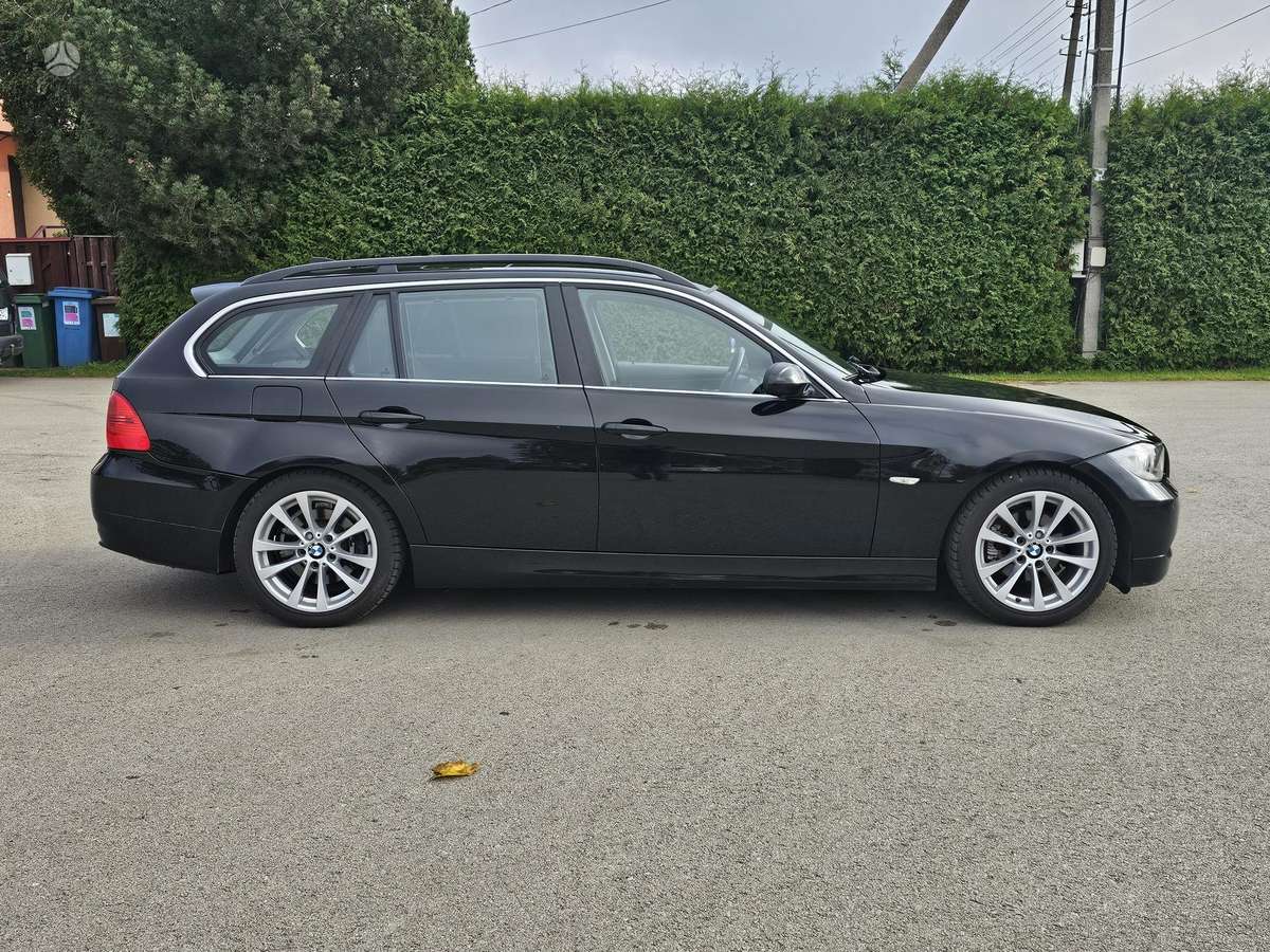 BMW 325, 2.5 l., wagon