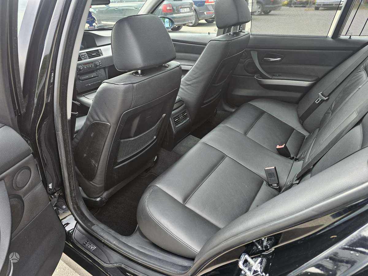 BMW 325, 2.5 l., wagon