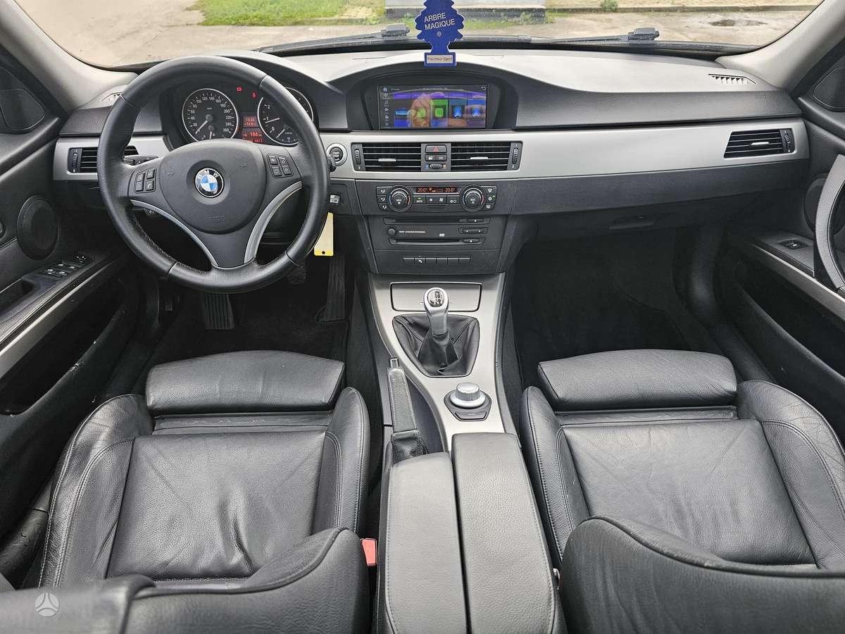 BMW 325, 2.5 l., wagon