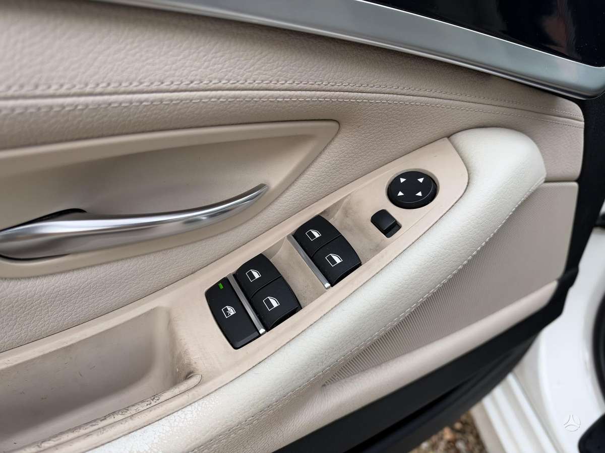 BMW 520, 2.0 l., universalas