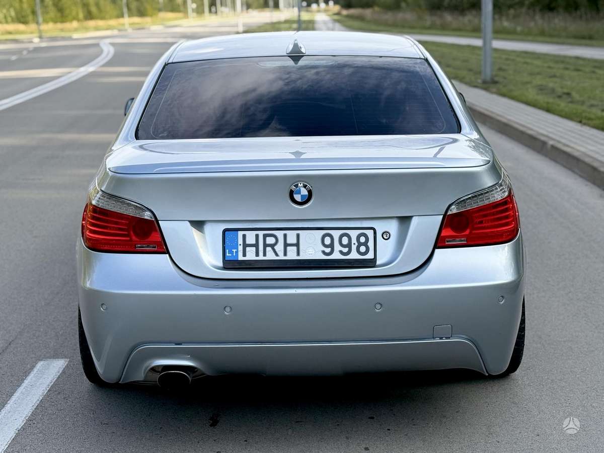 BMW 520, 2.0 l., Седан