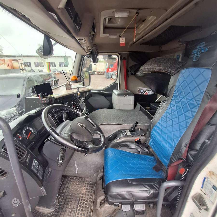Renault D-WIDE, автовозы