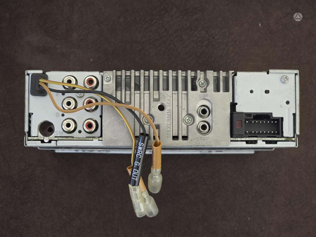 Alpine CDE-195BT, cd / mp3 проигрыватели