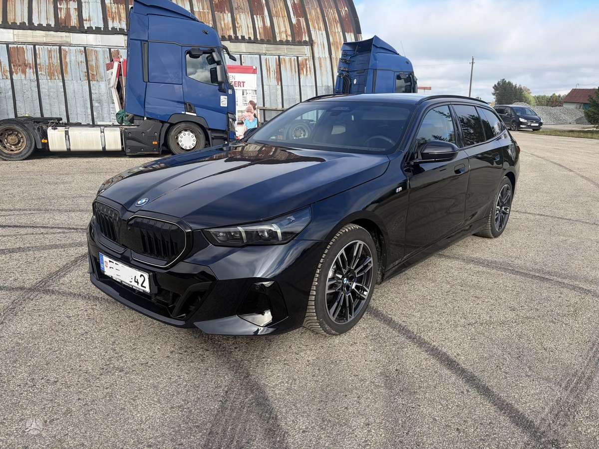 BMW 520, Универсал