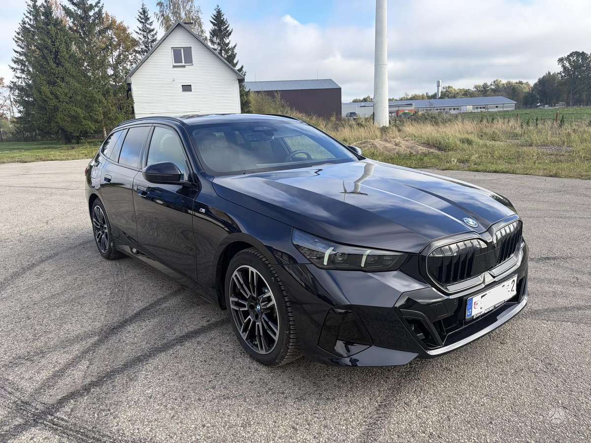 BMW 520, Универсал