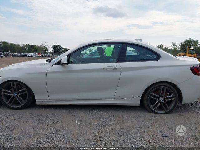 BMW 228, 2.0 l., Купе (coupe)