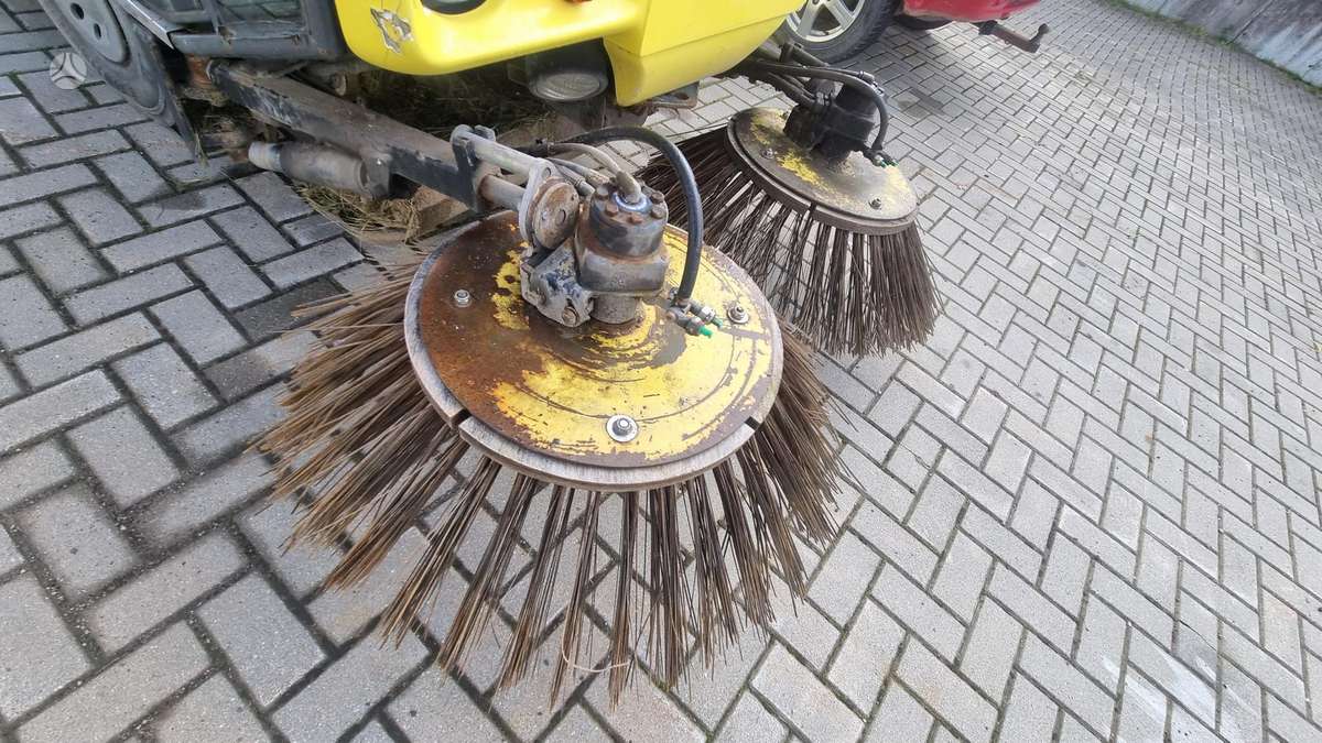 Johnston Engineering 142A101T, street sweepers