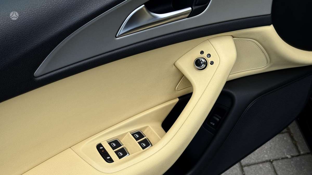 Audi A6, 2.0 l., Седан