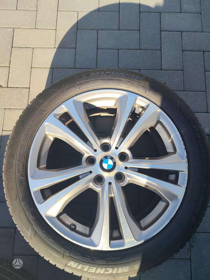 BMW, lengvojo lydinio, R18