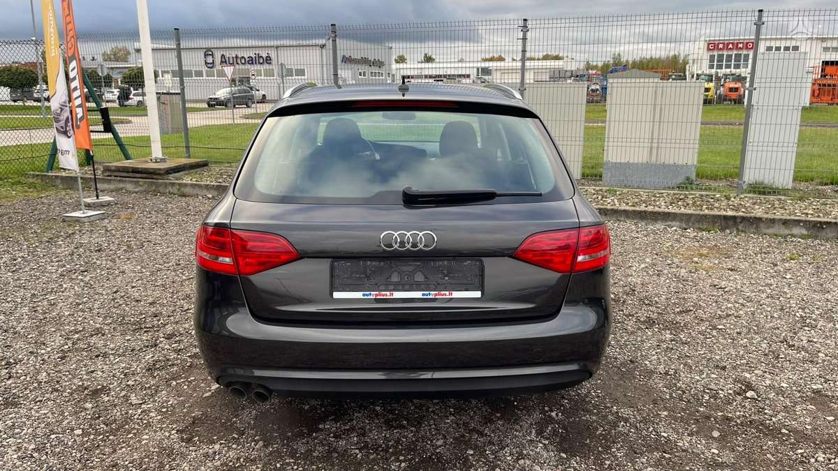 Audi A4, 2.0 l., universalas
