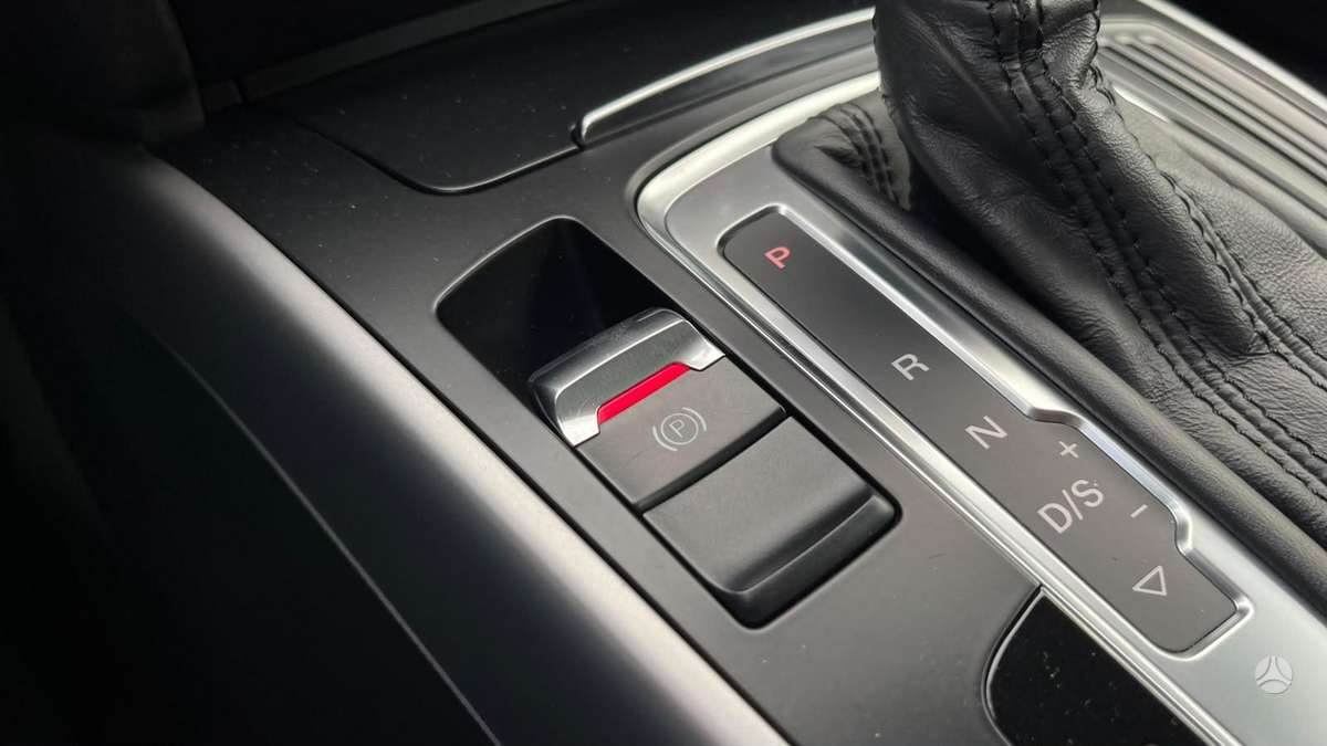 Audi A4, 2.0 l., Универсал