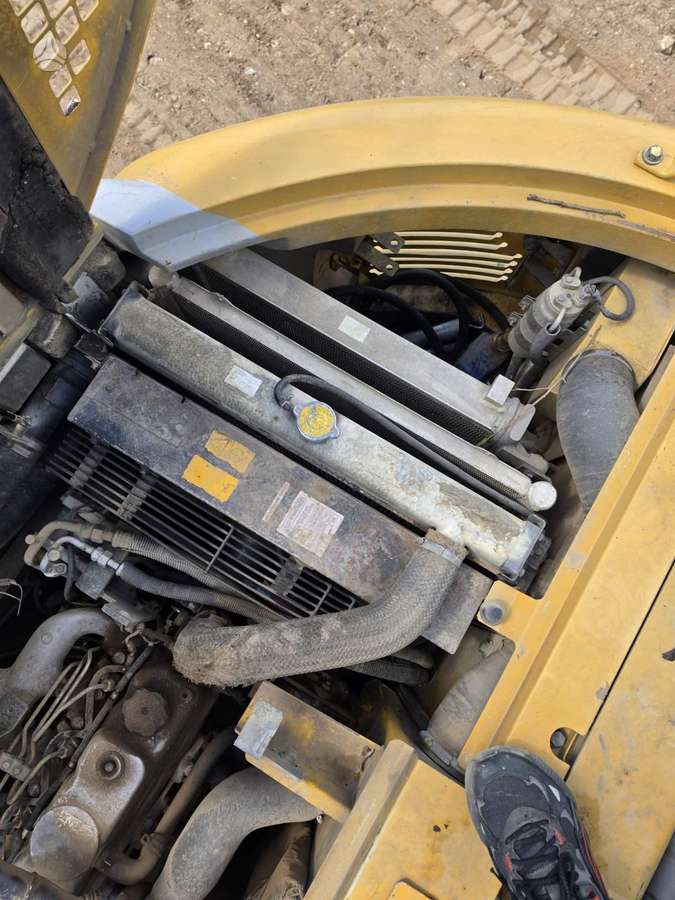 New Holland KobelcoE235SR-1ES, экскаваторы