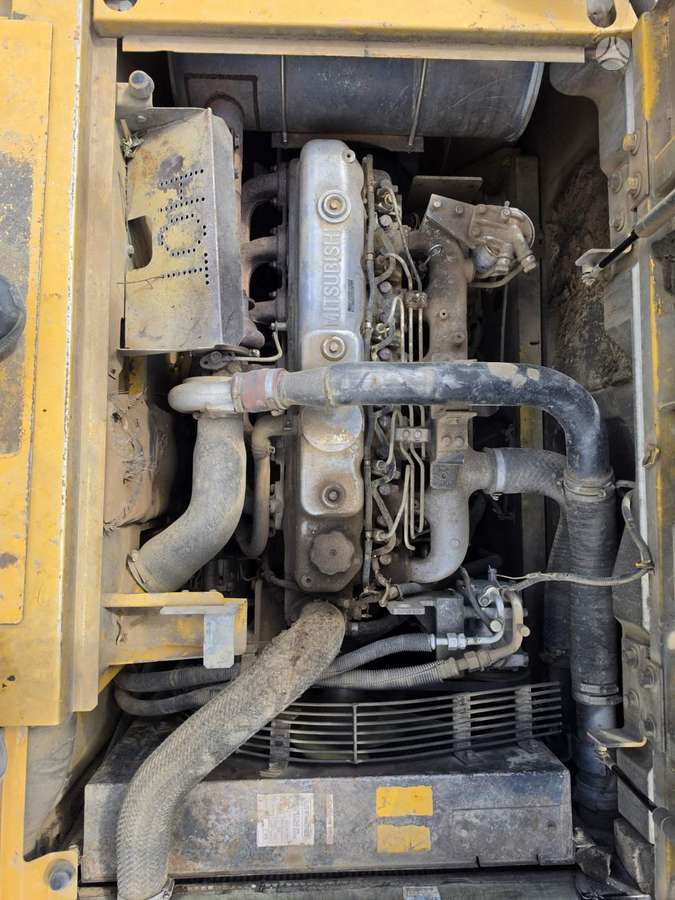 New Holland KobelcoE235SR-1ES, экскаваторы