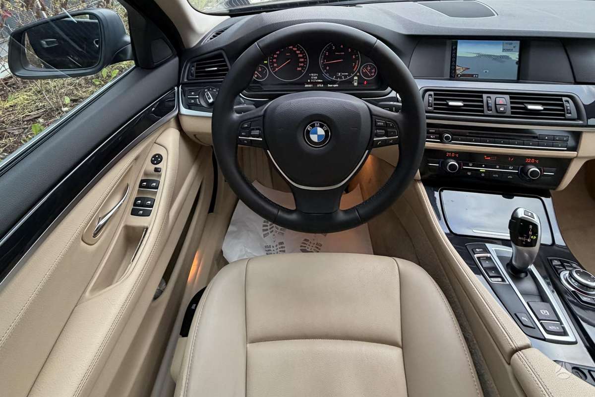 BMW 520, 2.0 l., wagon