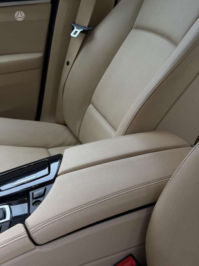 BMW 520, 2.0 l., wagon
