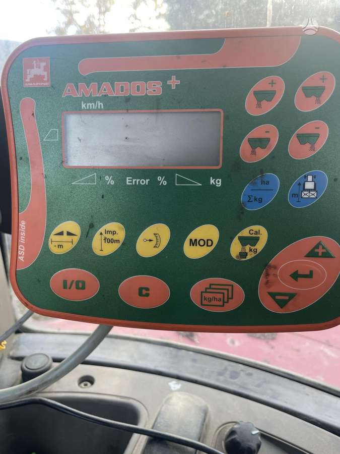 Amazone ZAM1500, spreaders
