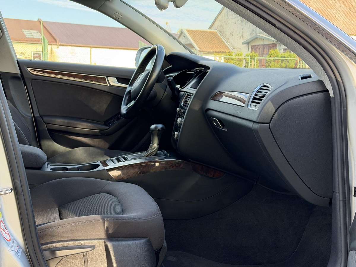 Audi A4, 2.0 l., Универсал