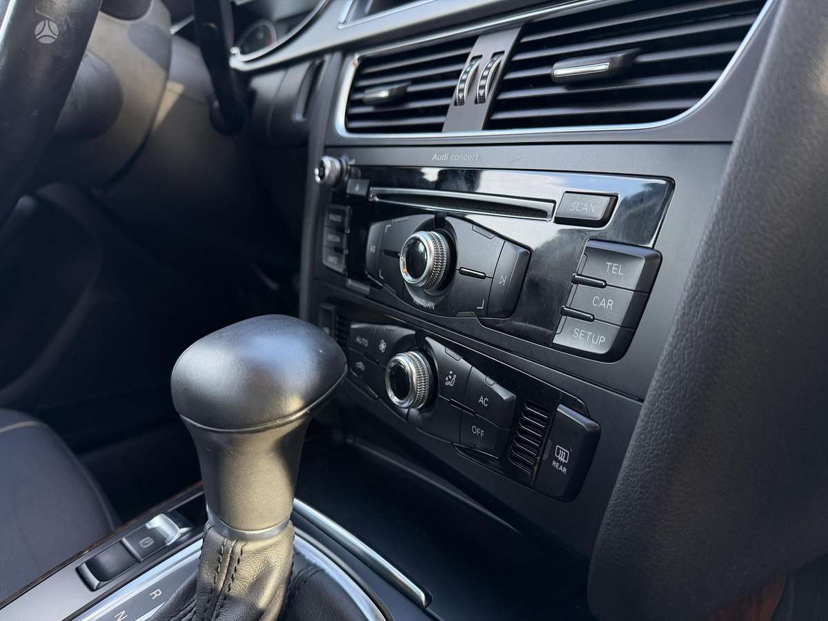 Audi A4, 2.0 l., Универсал