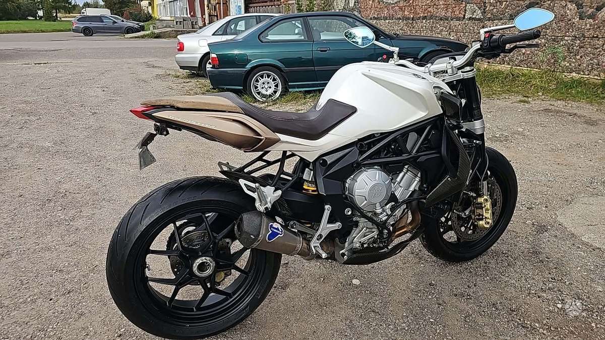 MV Agusta Brutale, street / classic