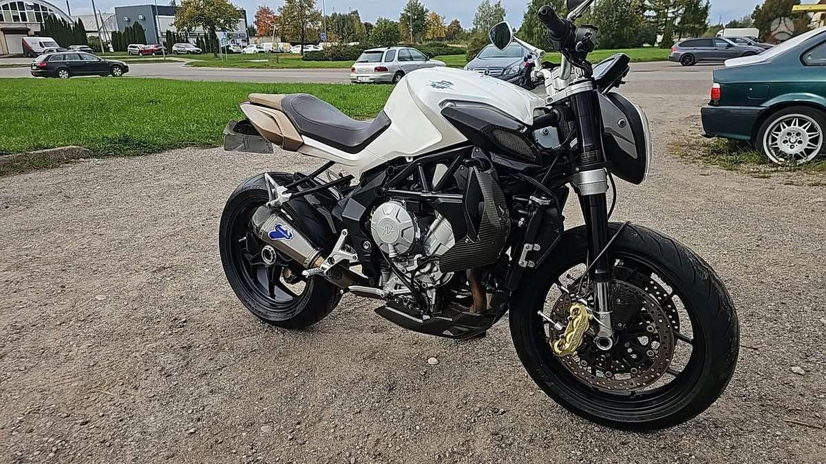 MV Agusta Brutale, street / classic