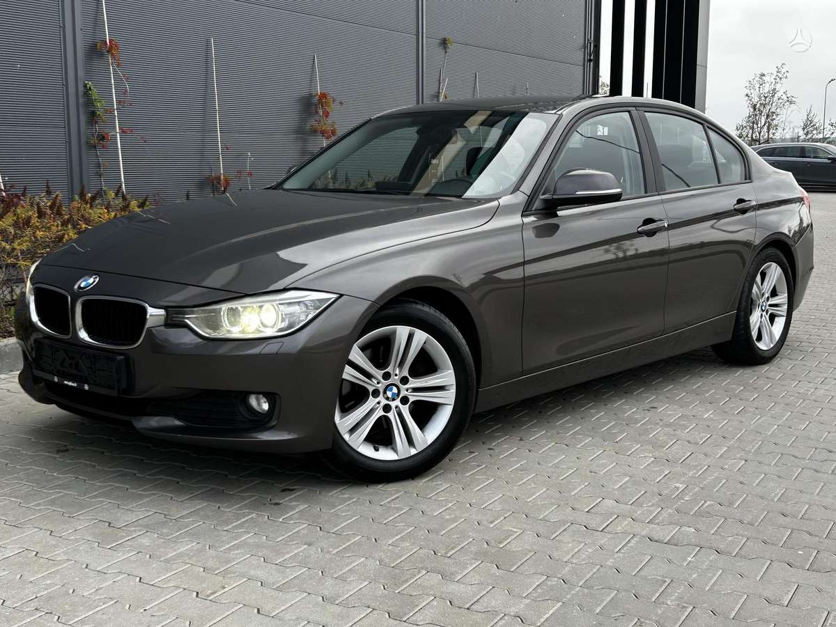 BMW 320, 2.0 l., Седан