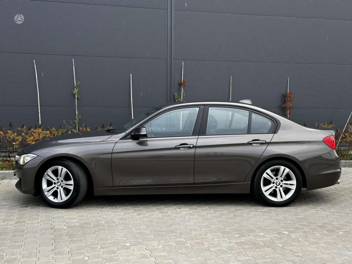 BMW 320, 2.0 l., Седан