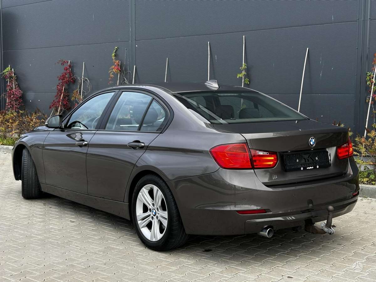 BMW 320, 2.0 l., Седан