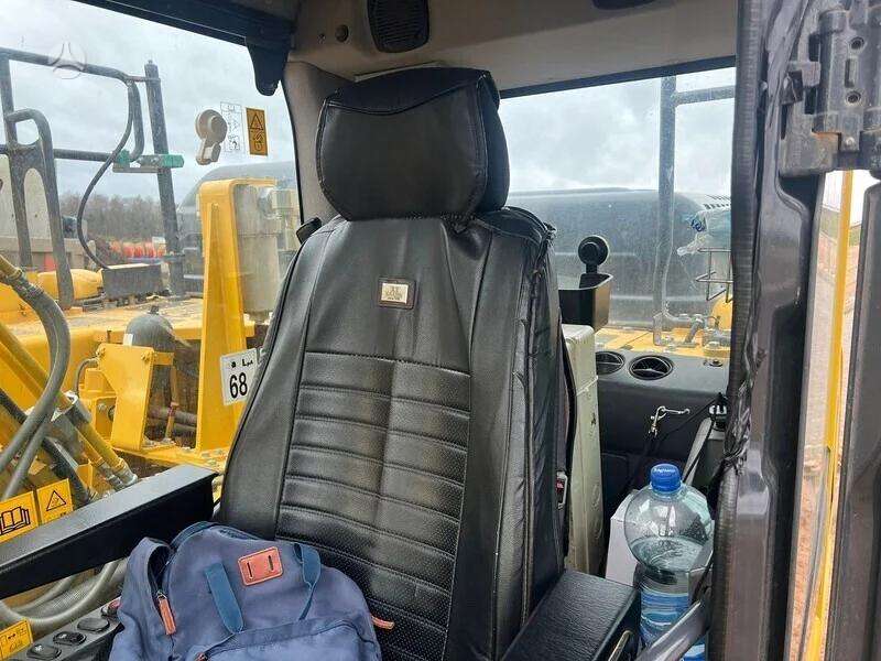 Komatsu PCI170LC-11, экскаваторы