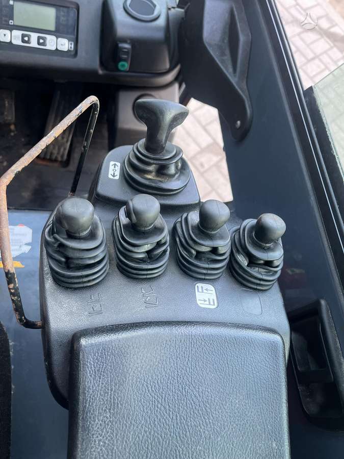 Toyota 8FBEKT18, forklifts