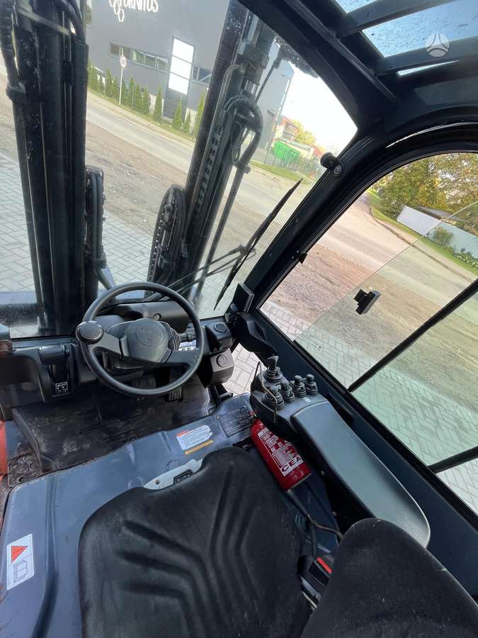 Toyota 8FBEKT18, forklifts