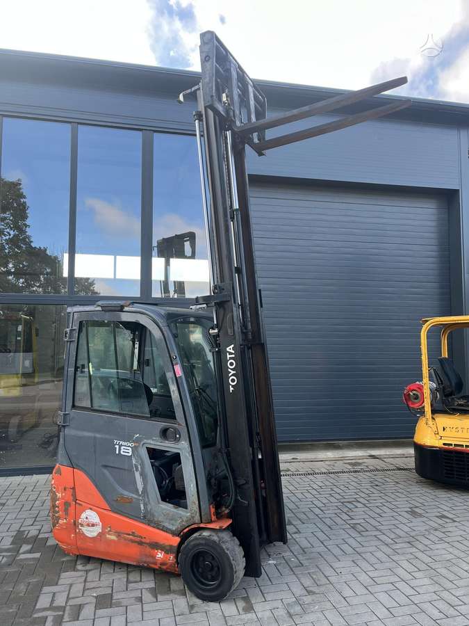 Toyota 8FBEKT18, forklifts