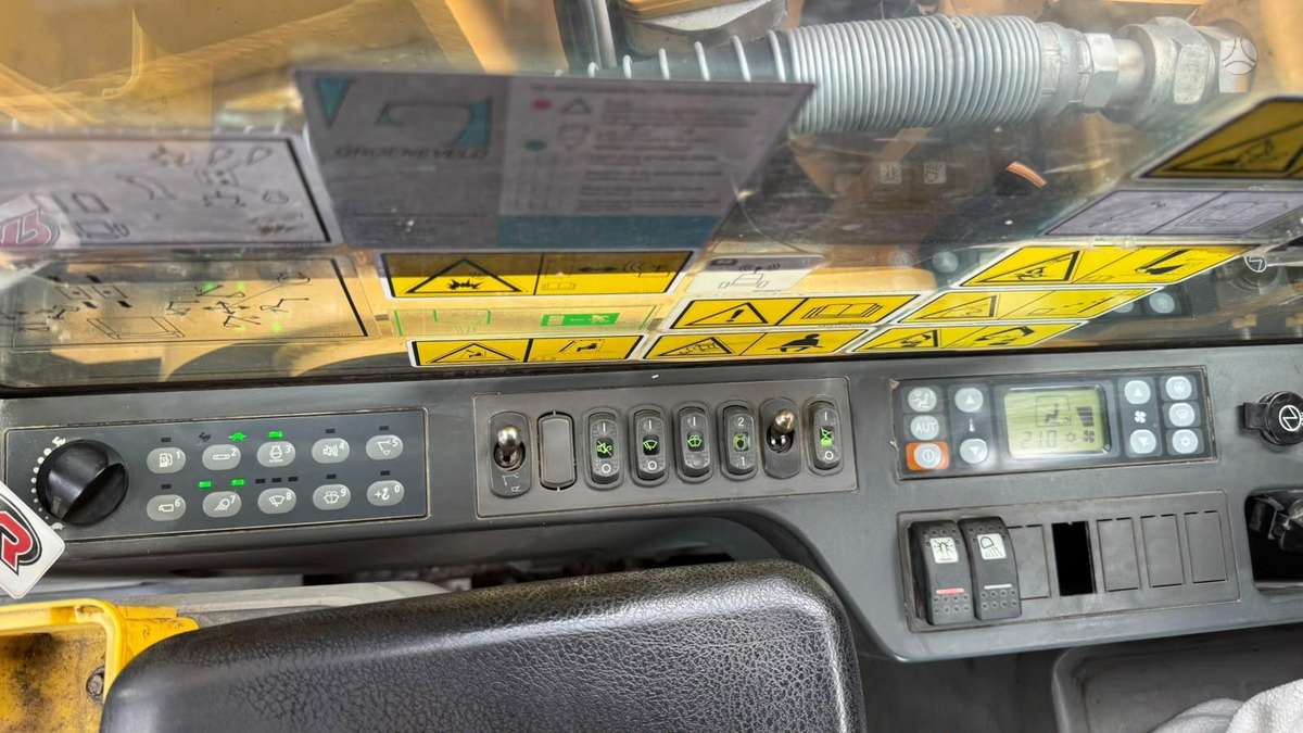 Caterpillar 318EL, экскаваторы